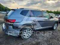 2021 Volkswagen Atlas photo