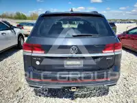 2021 Volkswagen Atlas photo