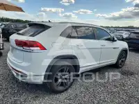 2021 Volkswagen Atlas photo