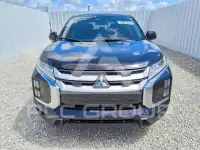 2022 Mitsubishi OUTLANDER photo