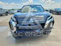 2022 Mitsubishi OUTLANDER фото