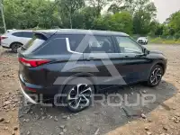 2022 Mitsubishi OUTLANDER photo