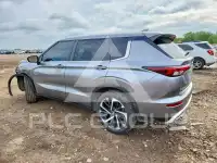 2022 Mitsubishi OUTLANDER фото