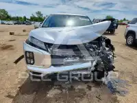2022 Mitsubishi OUTLANDER photo