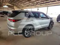 2022 Mitsubishi OUTLANDER photo