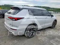 2022 Mitsubishi OUTLANDER photo