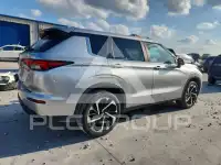 2022 Mitsubishi OUTLANDER photo