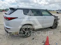 2022 Mitsubishi OUTLANDER photo