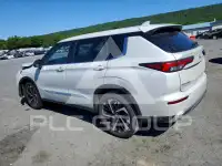 2022 Mitsubishi OUTLANDER фото