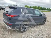 2022 Mitsubishi OUTLANDER photo