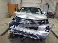 2022 Mitsubishi OUTLANDER фото