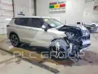2022 Mitsubishi OUTLANDER фото