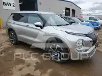 2022 Mitsubishi OUTLANDER фото
