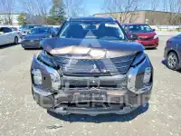 2022 Mitsubishi OUTLANDER photo