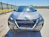 2022 Nissan ROGUE photo
