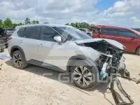 2022 Nissan ROGUE photo