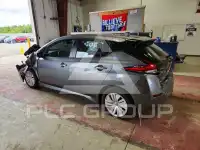 2022 Nissan LEAF photo