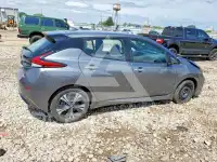 2022 Nissan LEAF фото