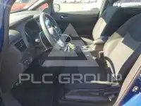 2022 Nissan LEAF photo
