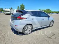 2022 Nissan LEAF photo
