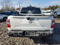 2022 Nissan TITAN фото