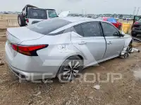 2022 Nissan ALTIMA photo