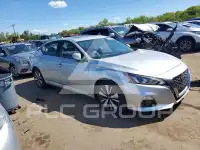 2022 Nissan ALTIMA photo