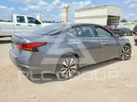2022 Nissan ALTIMA photo