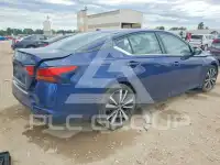 2022 Nissan ALTIMA photo