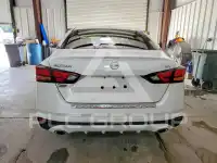 2022 Nissan ALTIMA photo