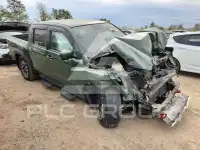 2022 Nissan FRONTIER photo