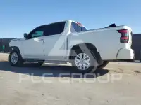 2022 Nissan FRONTIER photo