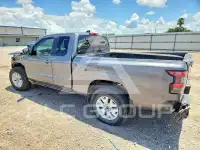 2022 Nissan FRONTIER фото