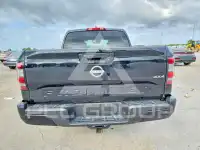 2022 Nissan FRONTIER photo