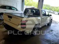 2022 Nissan FRONTIER фото