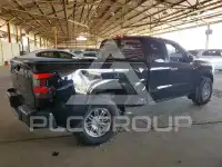 2022 Nissan FRONTIER photo