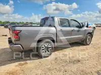 2022 Nissan FRONTIER фото