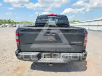 2022 Nissan FRONTIER фото
