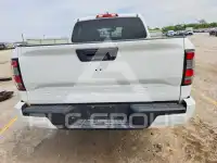 2022 Nissan FRONTIER фото