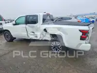 2022 Nissan FRONTIER фото