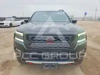 2022 Nissan FRONTIER photo