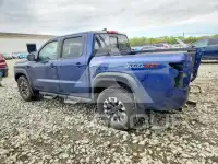 2022 Nissan FRONTIER фото