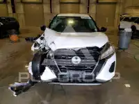 2022 Nissan KICKS фото