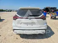 2022 Nissan KICKS photo
