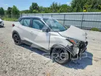 2022 Nissan KICKS фото