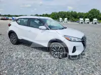 2022 Nissan KICKS фото