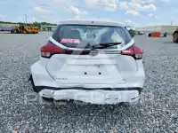 2022 Nissan KICKS фото