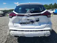 2022 Nissan KICKS фото