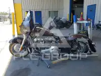 2022 Harley-Davidson FLHX фото