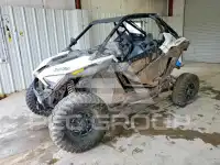 2022 Polaris Sidebyside фото